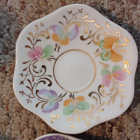 Elite 9 Piece porcelain tea set with butterfly candles and decor (NWOT) - Picture 6 of 7